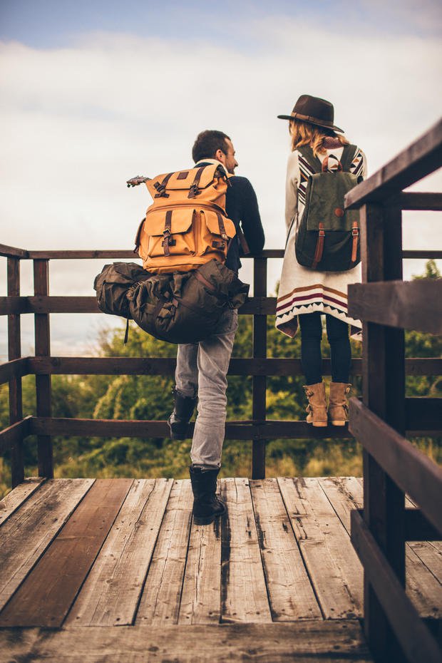 viajar-con-tu-pareja-por-primera-vez-mochileros
